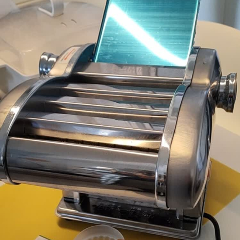 Pasta Machine Electric - ماكينة صنع المعكرونة الكهربائية، آلة صنع