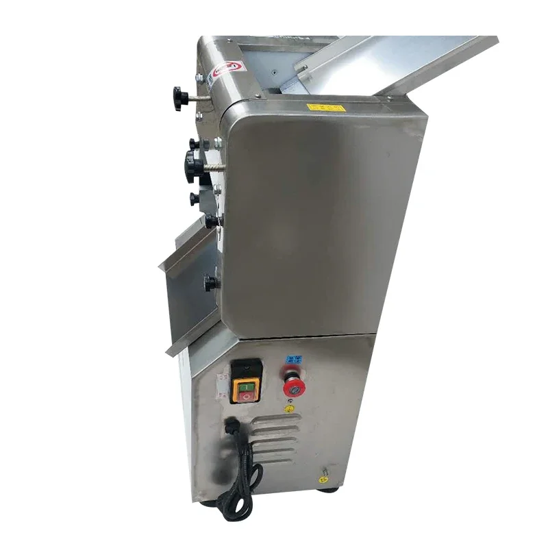 آلة صنع المعكرونة المغطي بملاء - مراجعة Pasta Machine Electric وسعره