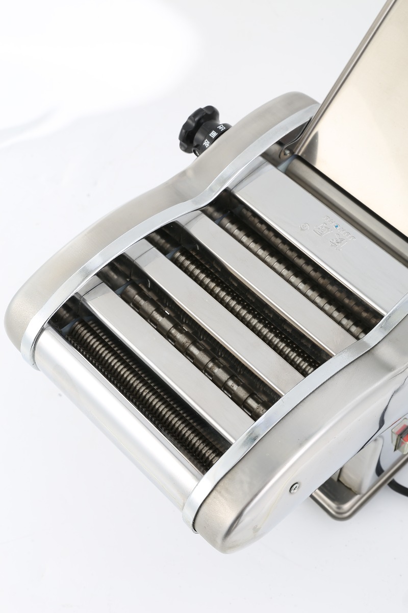 ماكينة صنع المعكرونة الكهربائي - مراجعة Pasta Machine Electric وسعره